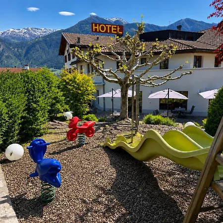 Hotel Alpine Reich Cazis
